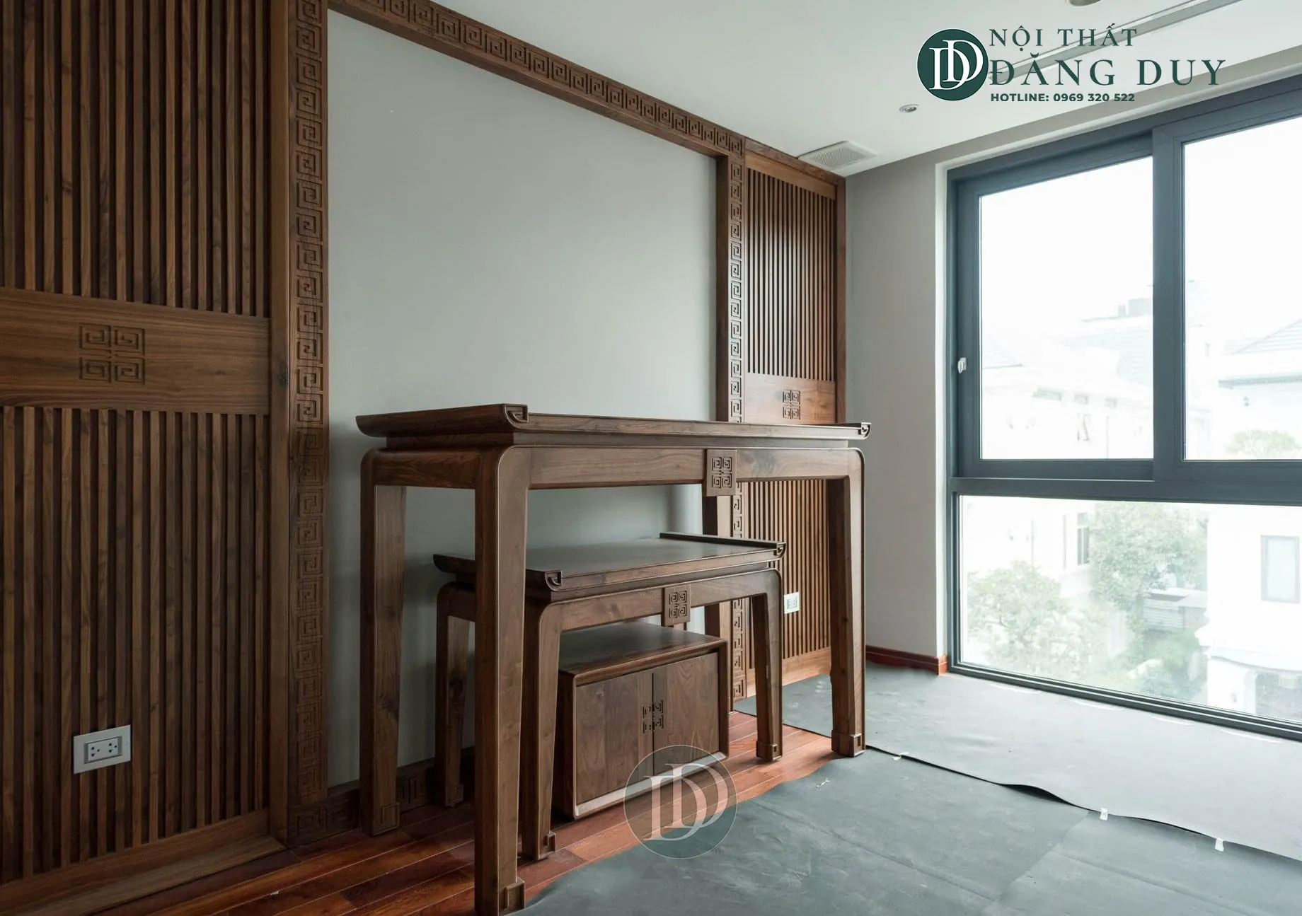 Bàn thờ gỗ óc chó BTH01